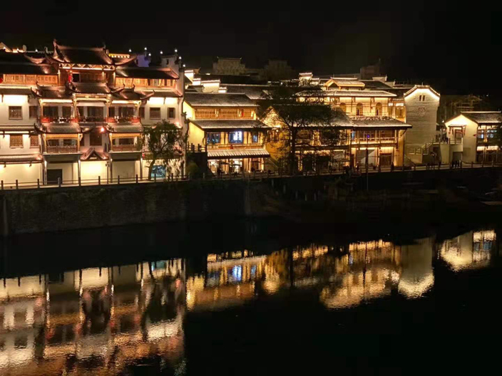 洪江古商城:用灯光重塑繁华盛景
